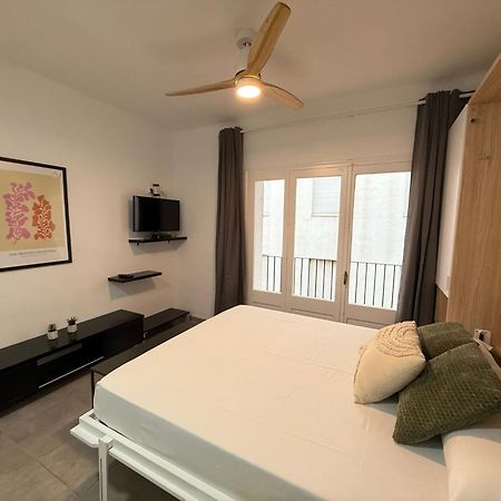 Agi Macia Centro Apartment Roses Exterior photo